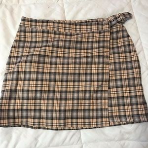 Plaid skirt